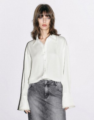 White Urban Revivo Thin Button Up Loose Women's Shirts | DQVULI-017