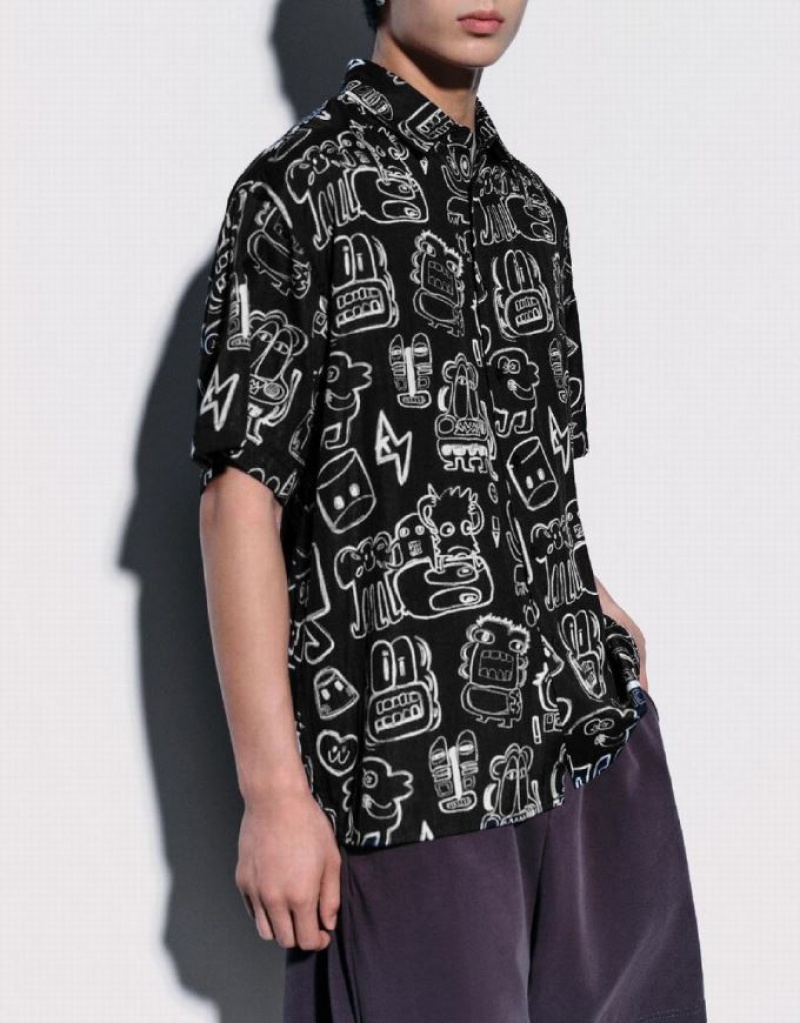 Black Urban Revivo Graffiti Printed Oversized Men's Shirts | UOZJHB-269