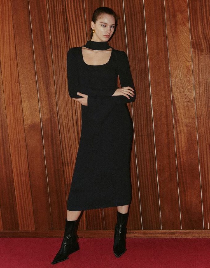 Black Urban Revivo Keyhole Neck Women\'s Knitted Dress | WNETRF-678