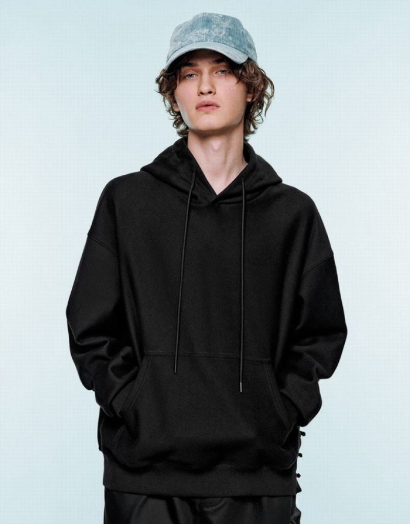 Black Urban Revivo Oversized Hooded Men\'s Sweatshirts | DEZYQN-435