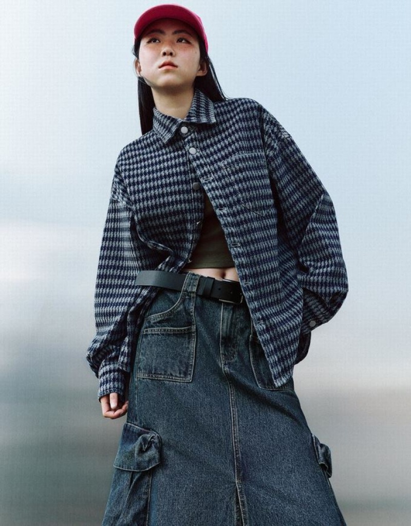 Blue Urban Revivo Press Buttoned Checkered Denim Women\'s Shirts | MRTEUW-867