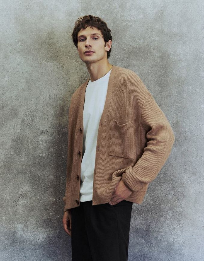 Brown Urban Revivo V-Neck Knitted With Patch Pocket Men's Cardigan | KLCRNH-104