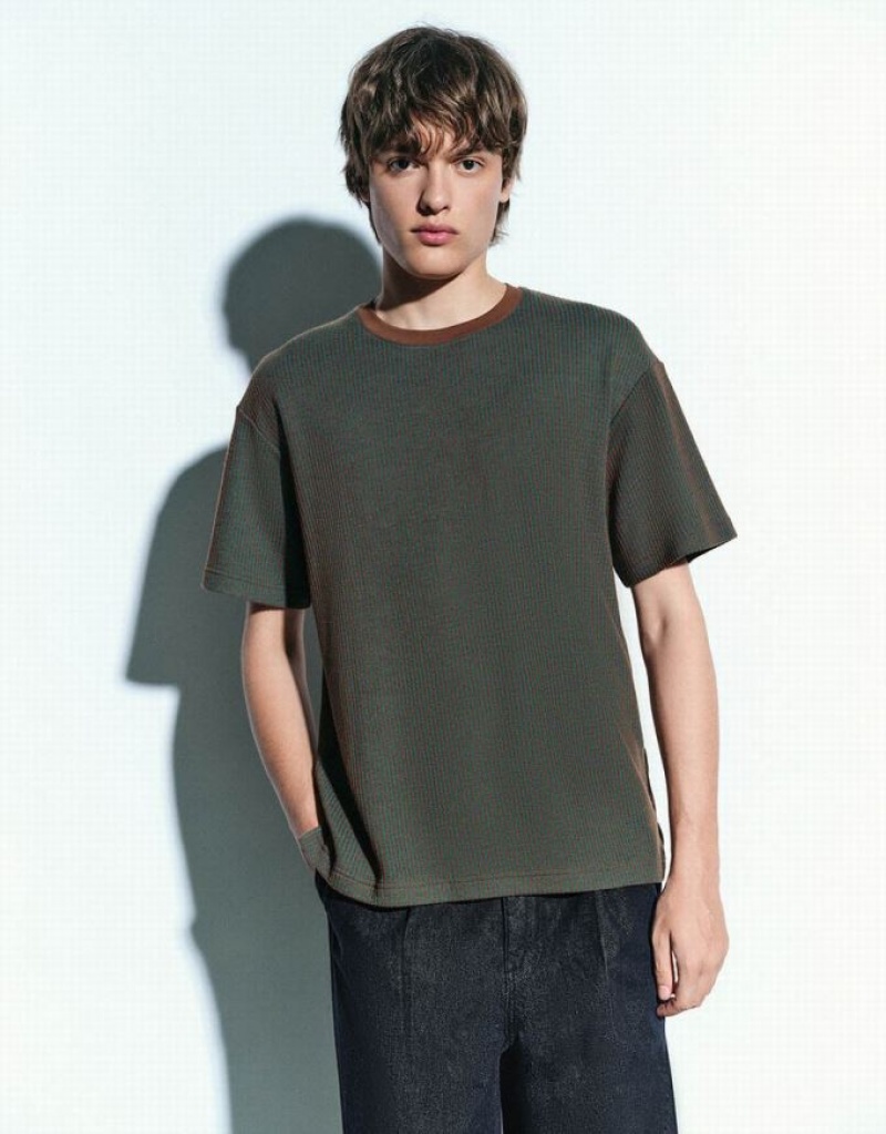 Green Urban Revivo Crew Neck Knitted Men\'s T-Shirts | APGBNY-761