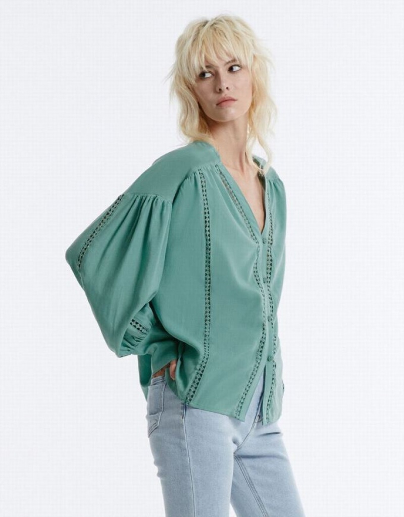 Green Urban Revivo Pointelle Buttoned Women's Shirts | YODSZP-467