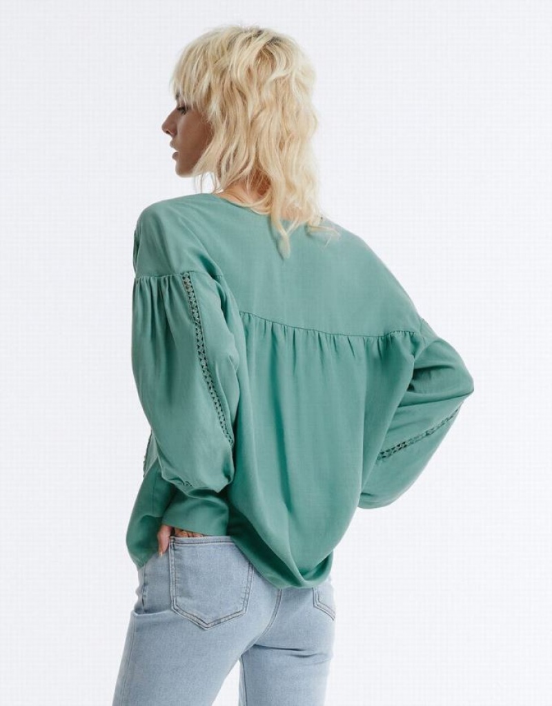 Green Urban Revivo Pointelle Buttoned Women's Shirts | YODSZP-467