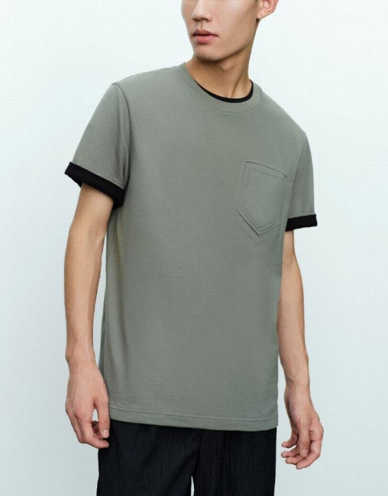 Green Urban Revivo Straight Crew Neck Men's T-Shirts | AFRDOQ-286