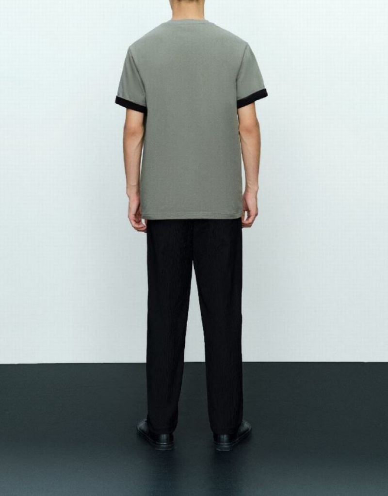 Green Urban Revivo Straight Crew Neck Men's T-Shirts | AFRDOQ-286