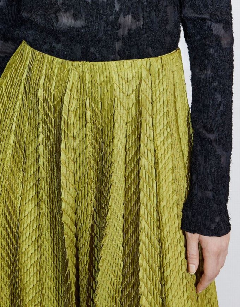 Green Urban Revivo Textured Pleated Maxi Women's Skirts | OPMXJL-063