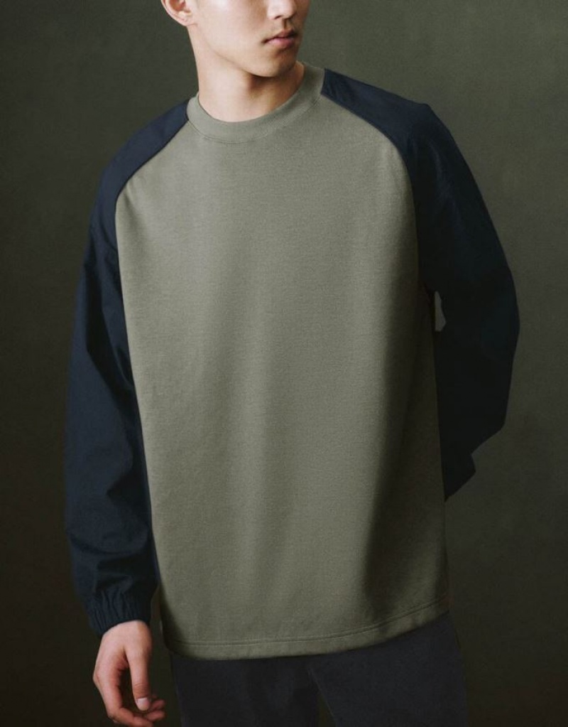 Green Urban Revivo Two Toned Crew Neck Knitted Men's T-Shirts | CNHZTQ-378
