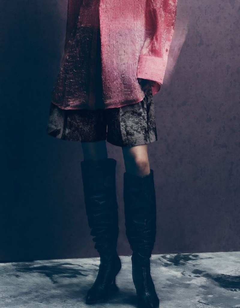 Grey Urban Revivo Printed Oversized Women's Shorts | ZRELNU-654
