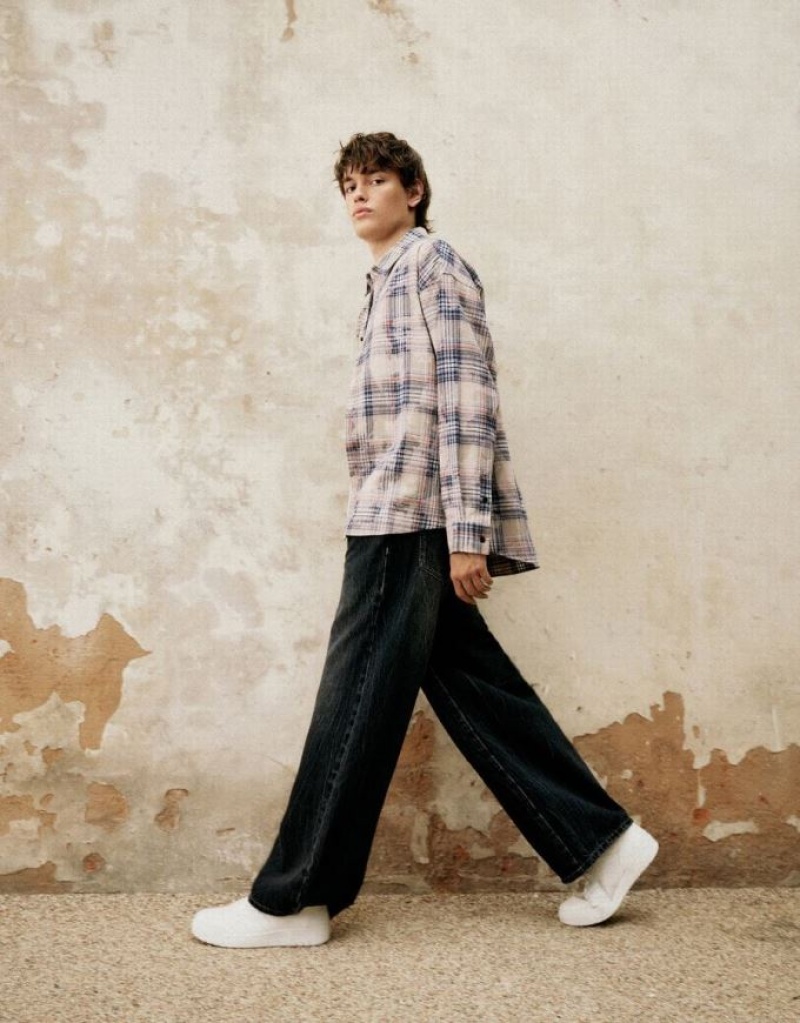 Khaki Urban Revivo Plaid Oversized Men's Shirts | USDCHR-836