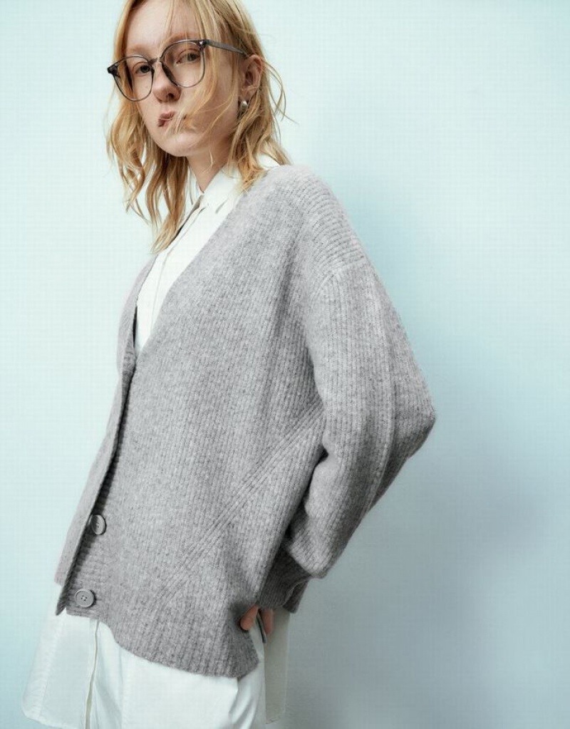 Light Grey Urban Revivo Drop Shoulder Sleeve V-Neck Knitted Women's Cardigan | YJIHAZ-874
