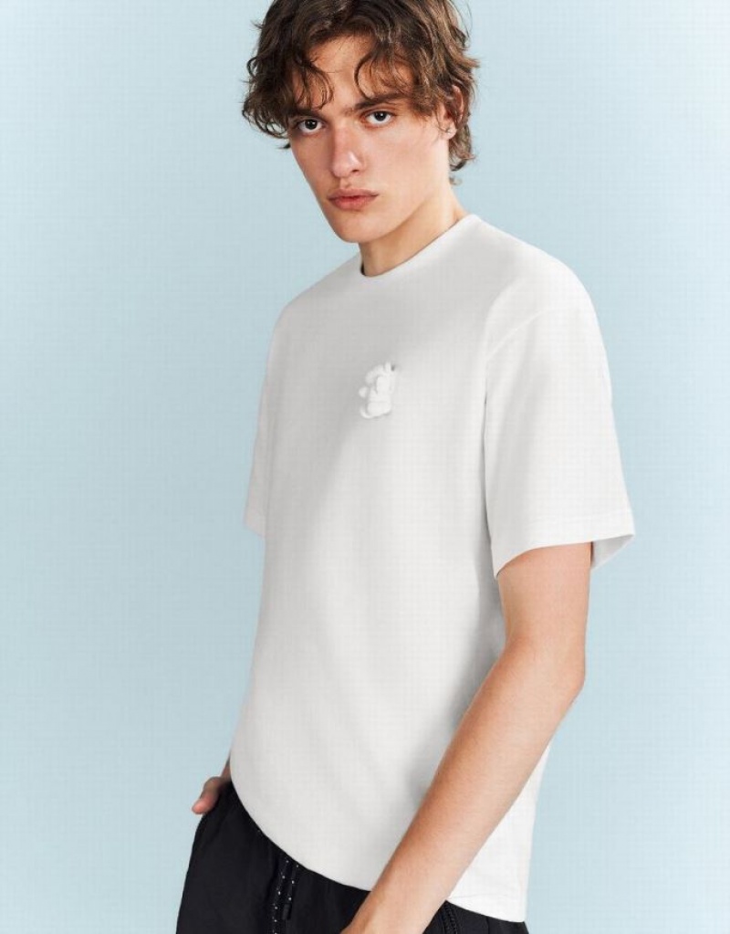 White Urban Revivo Bear Detail Crew Neck Men's T-Shirts | FRYQBG-653