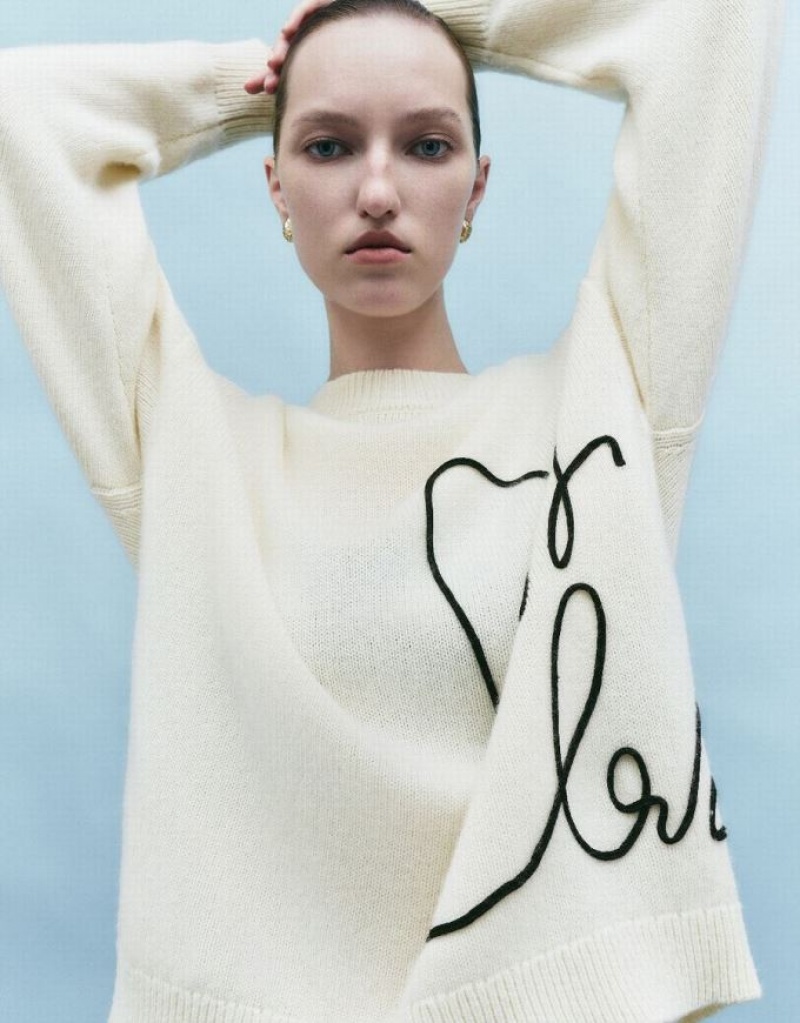 White Urban Revivo Crew Neck Knitted Women's Cardigan | LYDVXM-705