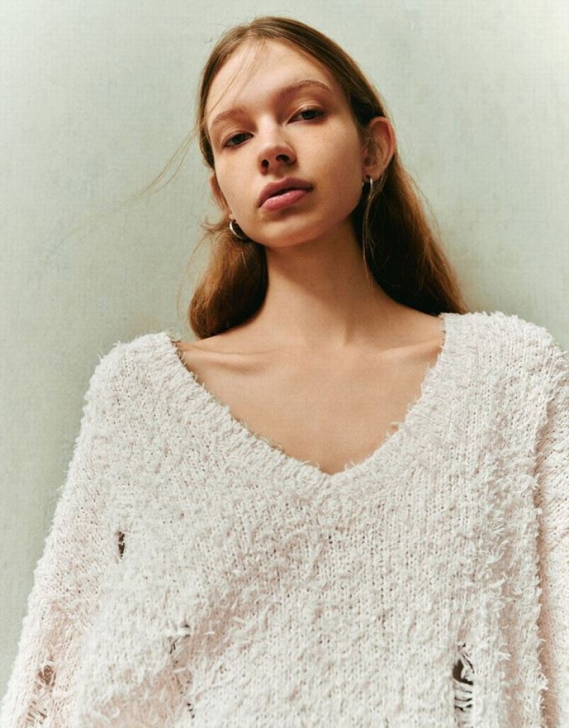 White Urban Revivo Drop Shoulder Sleeve Crew Neck Knitted Women's Cardigan | DOKVYA-024