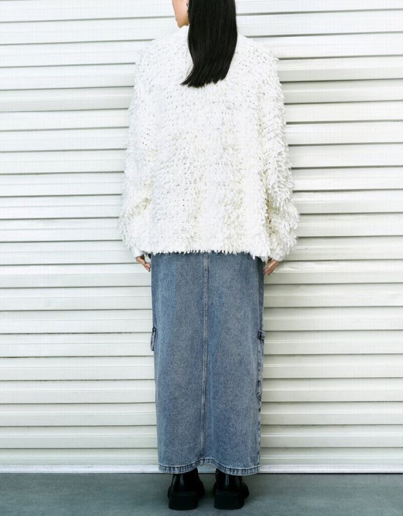 White Urban Revivo Furry V-Neck Knitted Women's Cardigan | SIRYTD-623