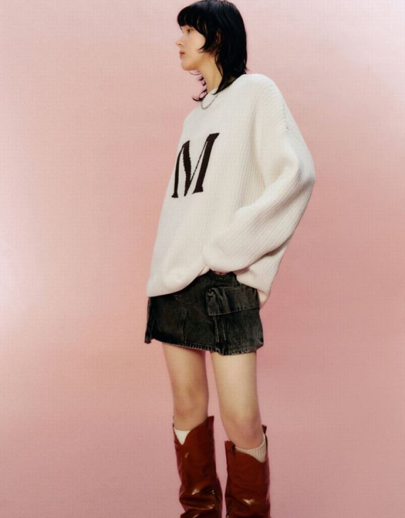 White Urban Revivo Letter Printed Crew Neck Knitted Women's Cardigan | LAIVQK-852