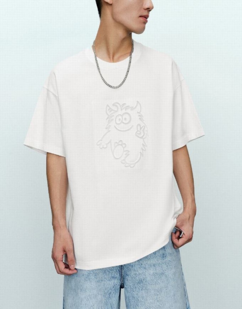 White Urban Revivo Monster Printed Crew Neck Men's T-Shirts | ZMOYFI-407