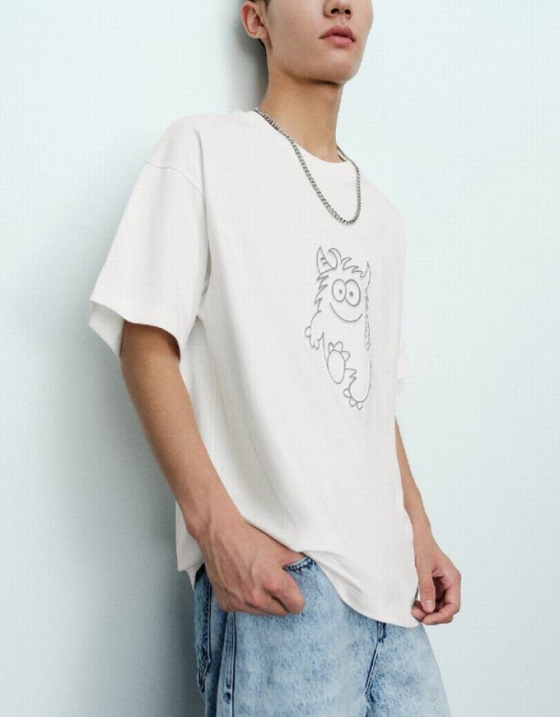 White Urban Revivo Monster Printed Crew Neck Men's T-Shirts | ZMOYFI-407