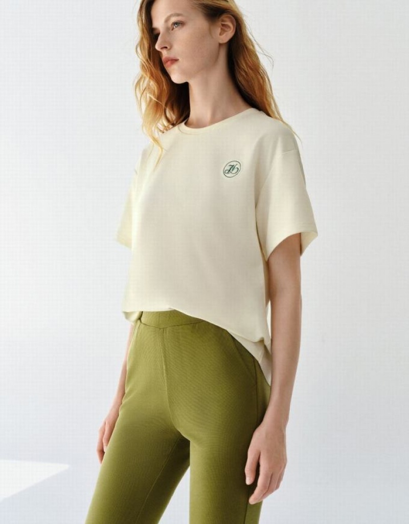 White Urban Revivo Printed Crew Neck Straight Women's T-Shirts | GNIJAO-617