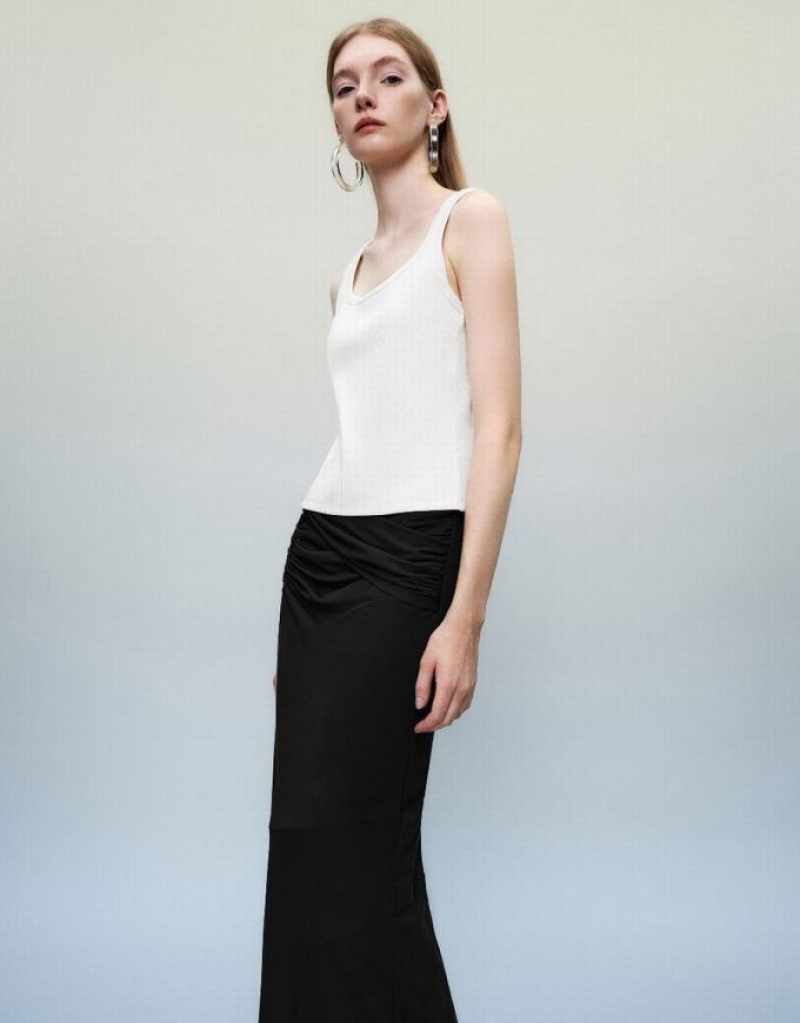 White Urban Revivo Sleeveless Crew Neck Skinny Women's Tank Top | FVOTPI-283