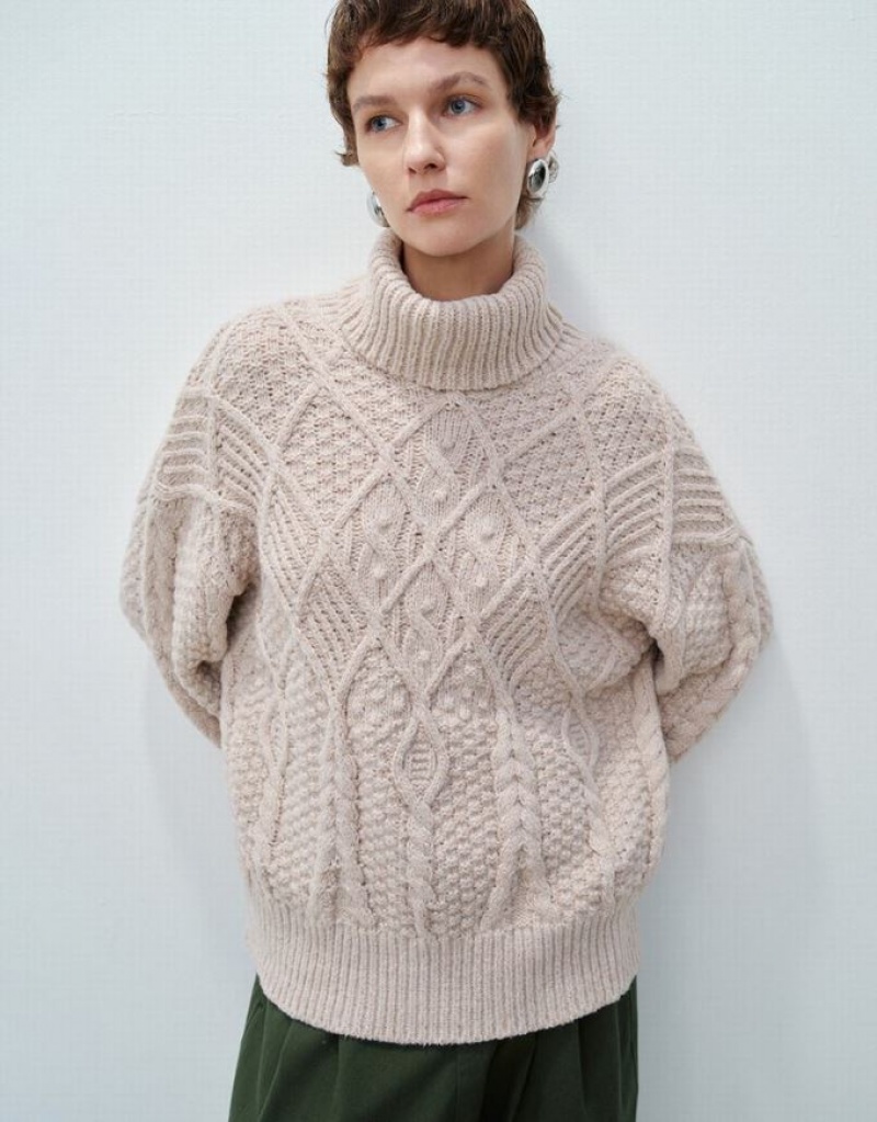 White Urban Revivo Turtle Neck Loose Women\'s Sweaters | IOUBMY-539