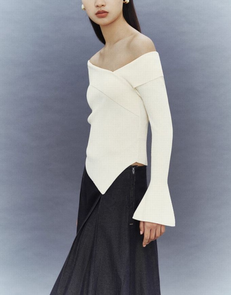 White Urban Revivo V-Neck Skinny Knitted Women's Cardigan | PGRLED-647