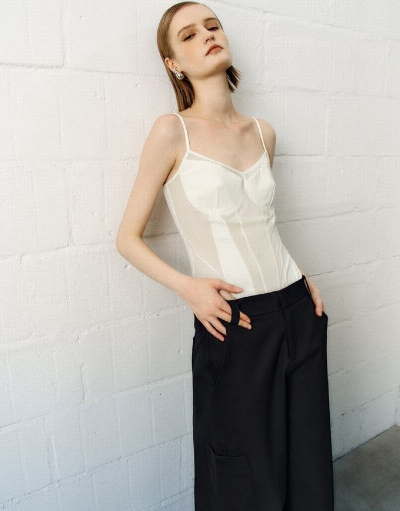 White Urban Revivo V-Neck Women's Camisole | SFUMVR-123