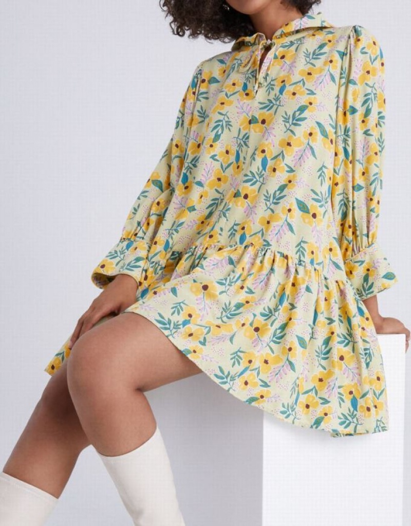 Yellow Urban Revivo Floral Print Knot Front Ruffle Hem Women's Casual Dress | ZNJMBF-361