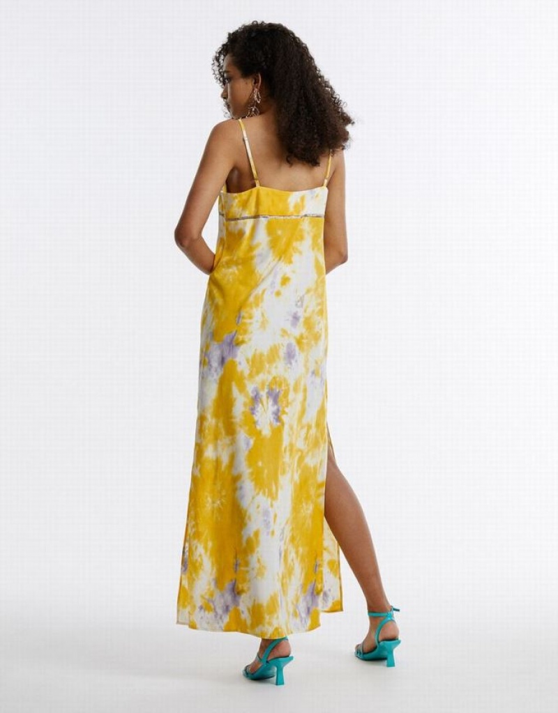 Yellow Urban Revivo Flowy Floral Women's Casual Dress | TSHKGL-741