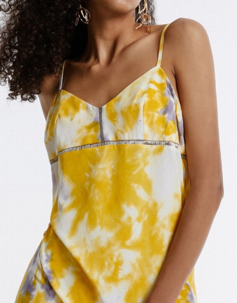 Yellow Urban Revivo Flowy Floral Women's Casual Dress | TSHKGL-741