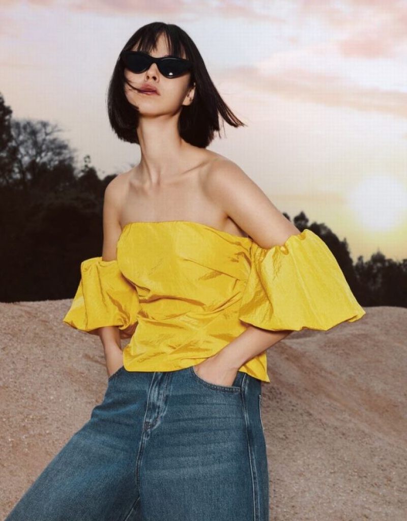 Yellow Urban Revivo Ruched Off-Shoulder Women\'s Tank Top | ROMPVX-958